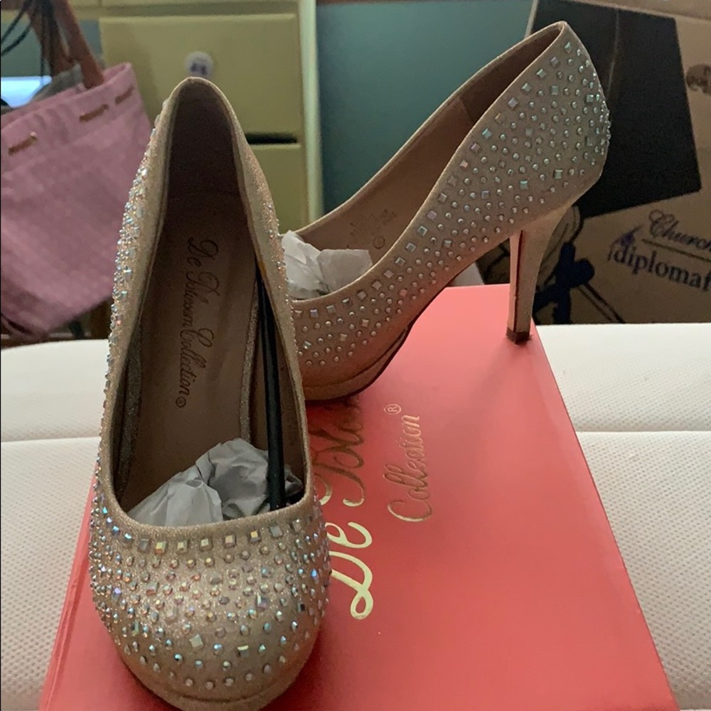 Formal wear heels